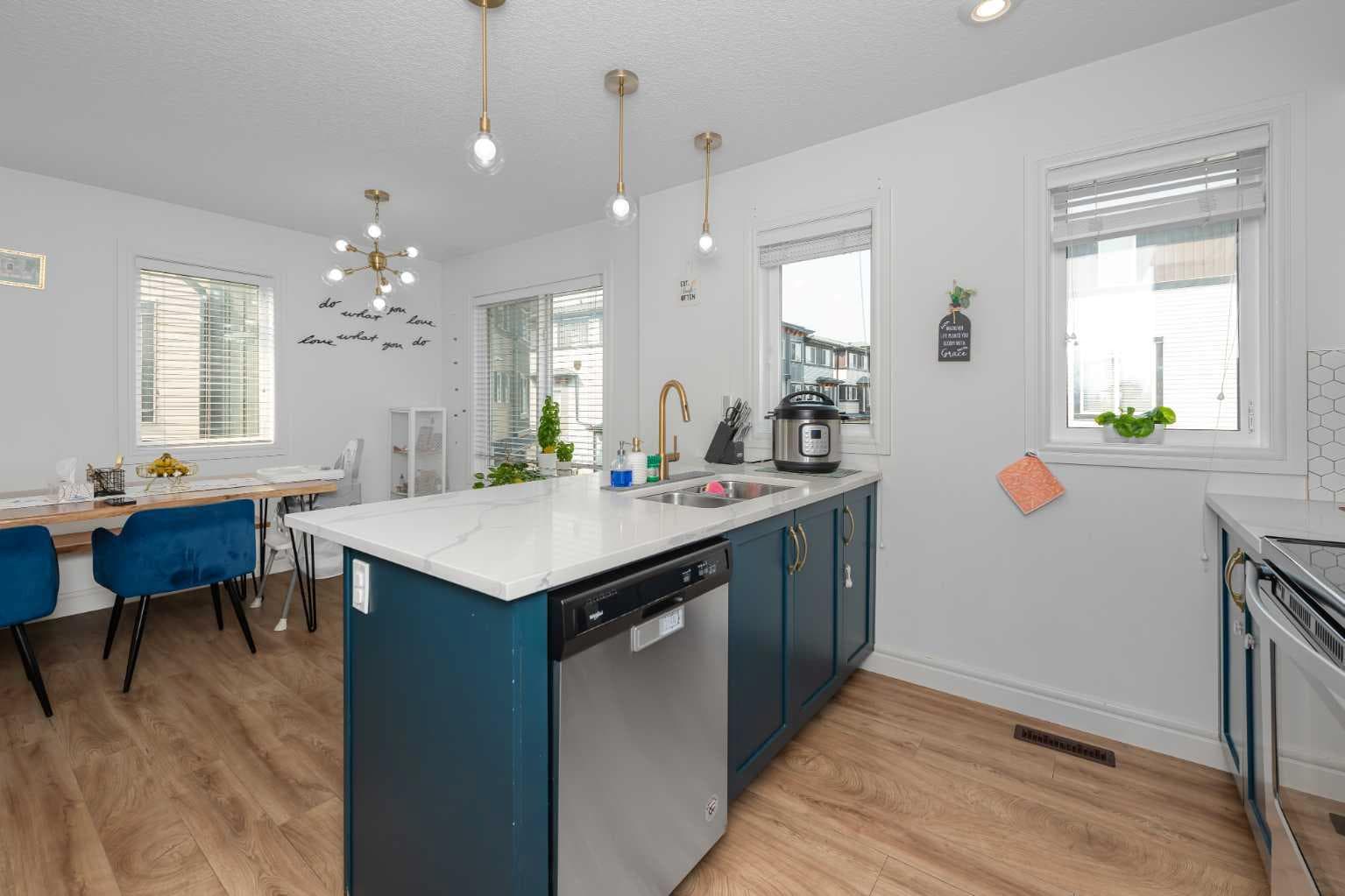 175 Savanna Street NE