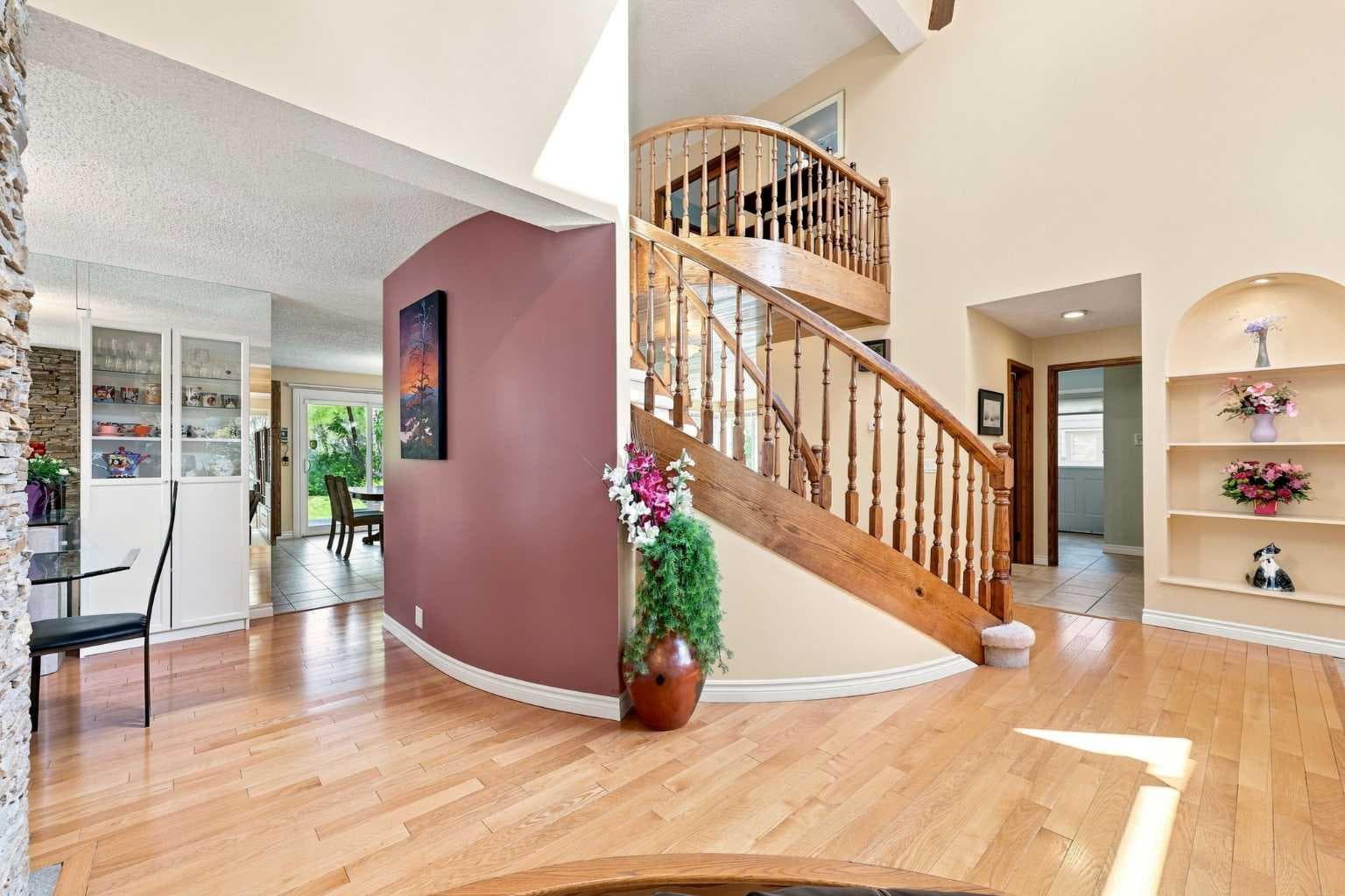 952 Edgemont Road NW