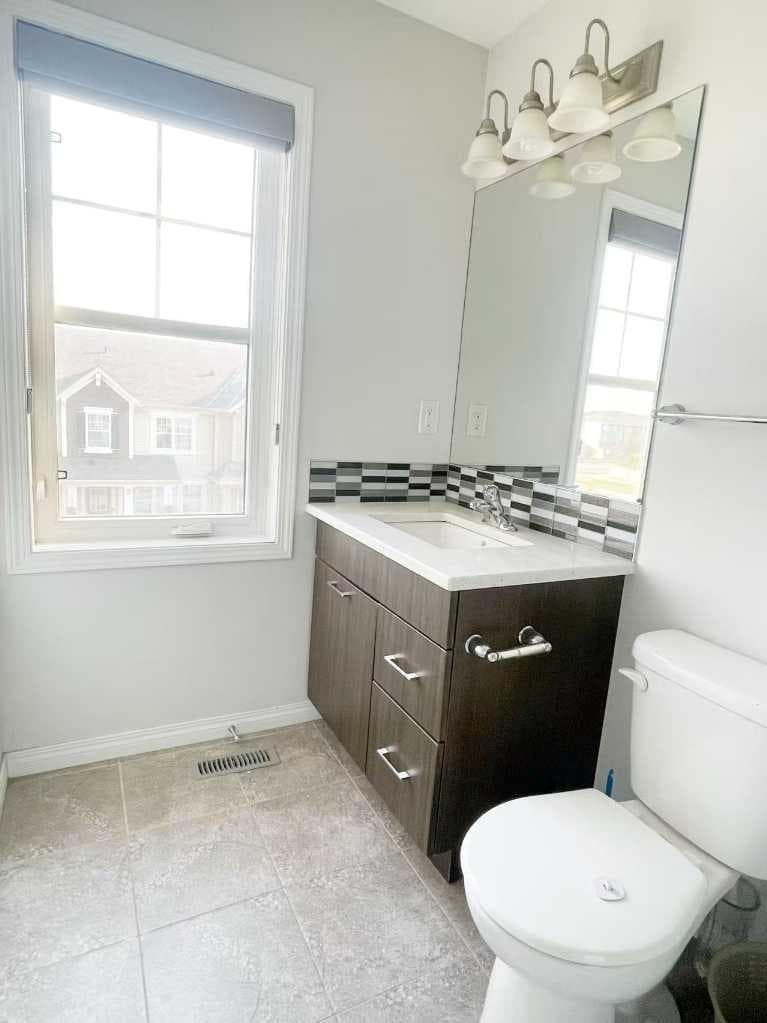 220 windford Crescent 