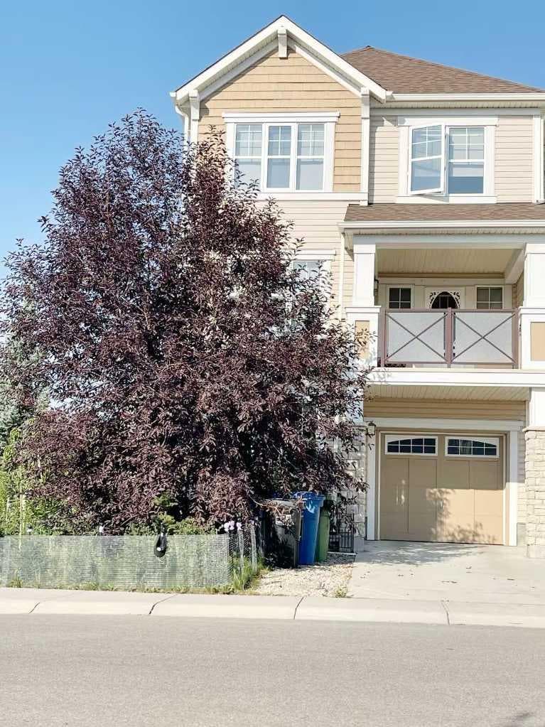220 windford Crescent 
