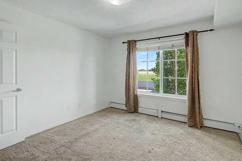 3210, 755 Copperpond Boulevard SE
