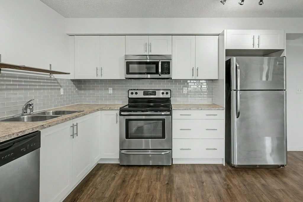 3210, 755 Copperpond Boulevard SE