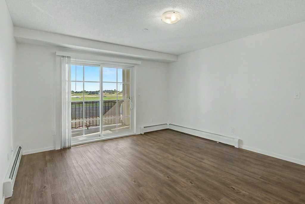 3210, 755 Copperpond Boulevard SE