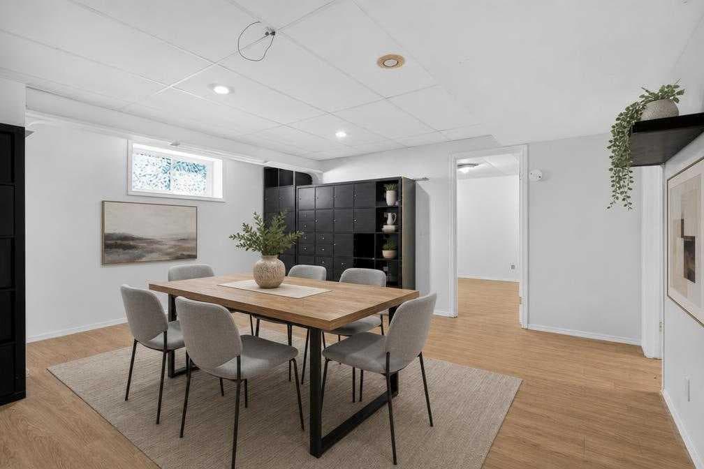 113 Mt Douglas Villas SE