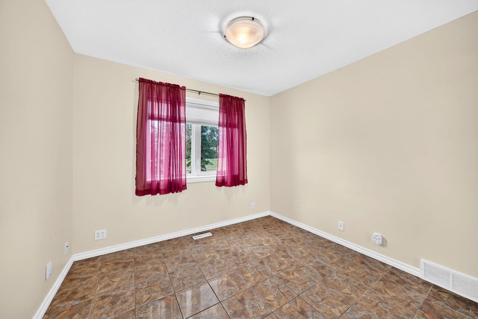 292251 Butte Hills Drive 
