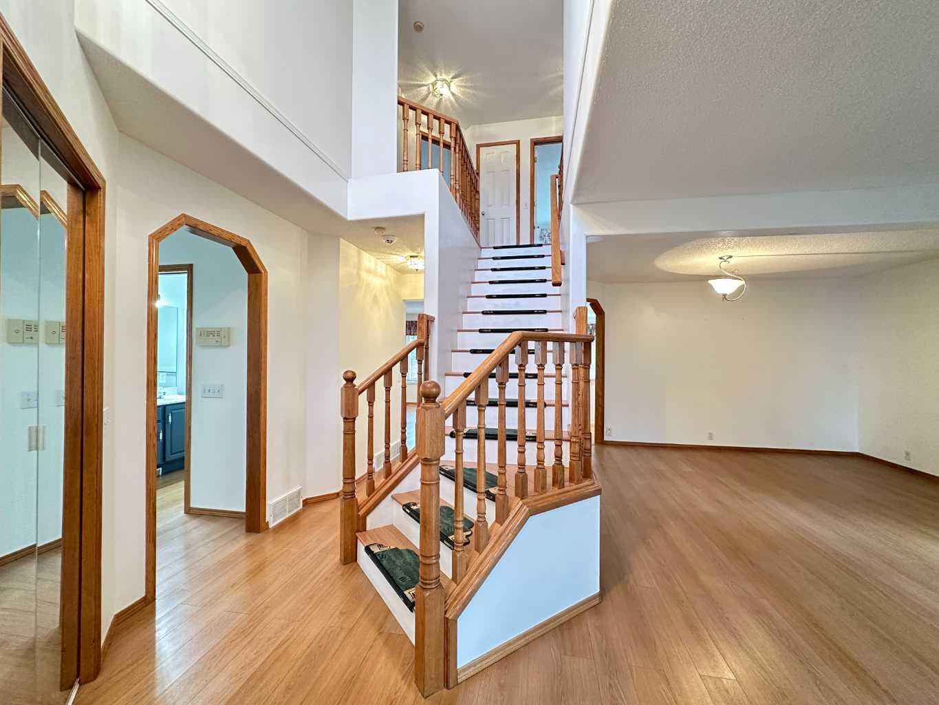70 Schooner Close NW