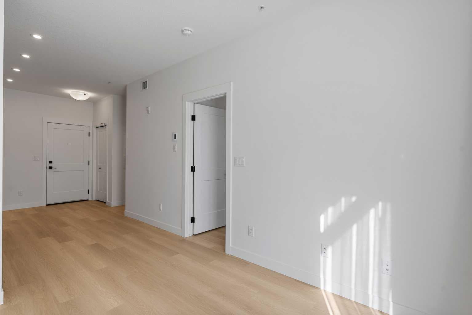 1309, 200 Seton Circle SE
