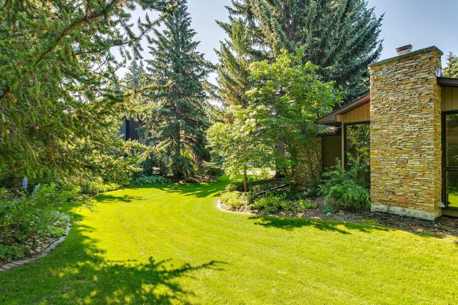 40 Eagle Ridge Place SW