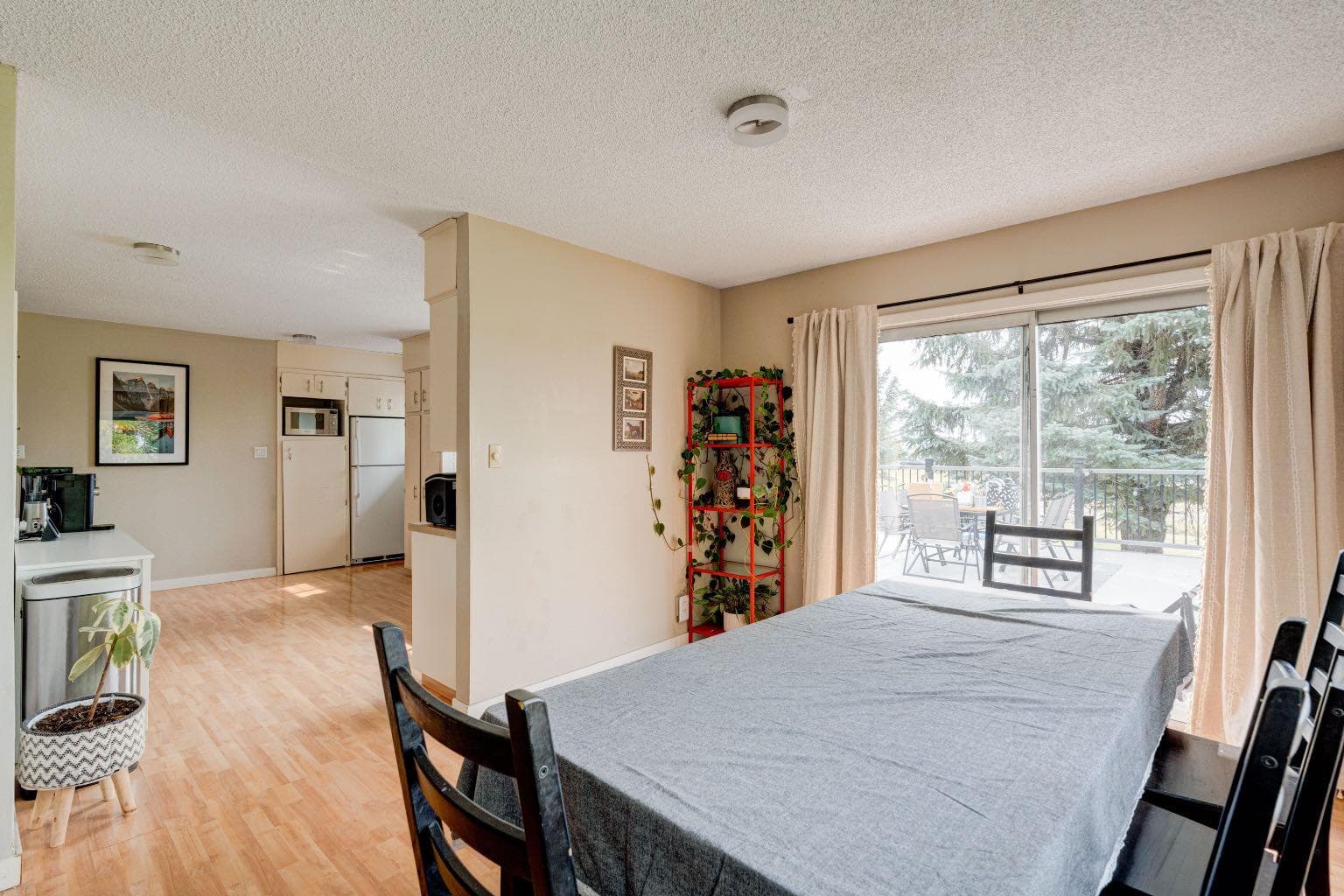 1153 East Lakeview Road 