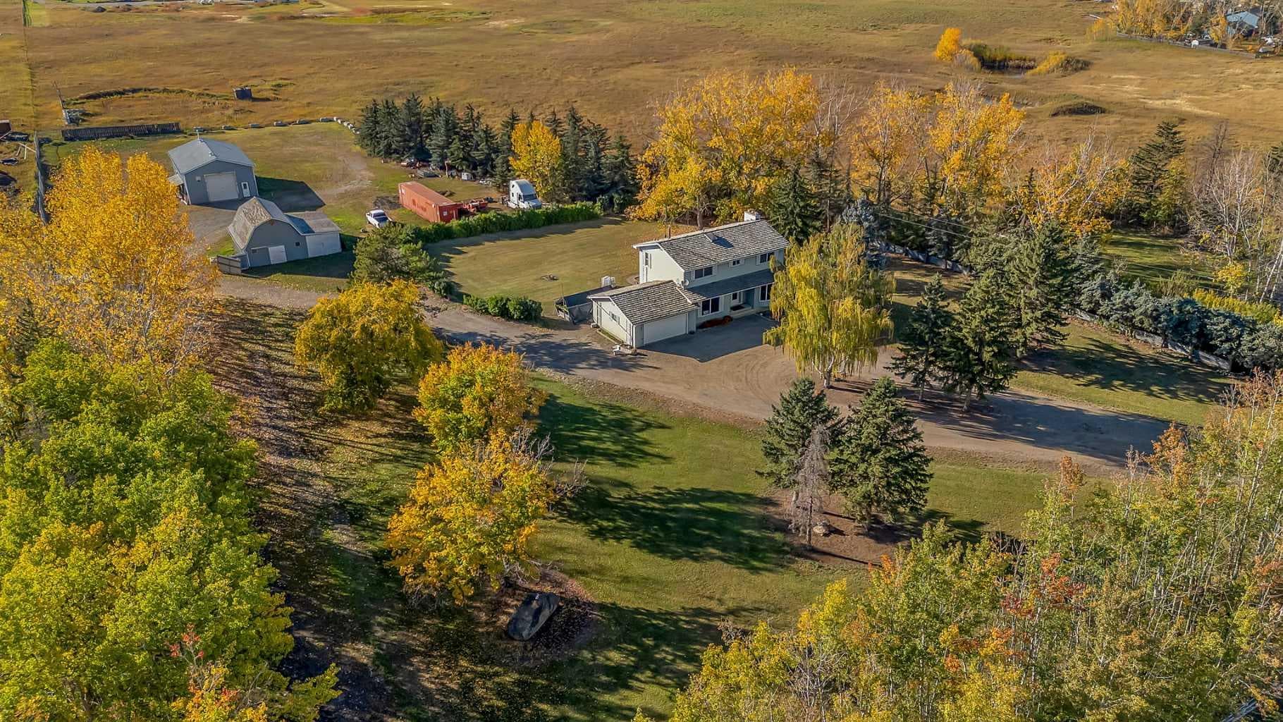 233081 Glenmore View Road 