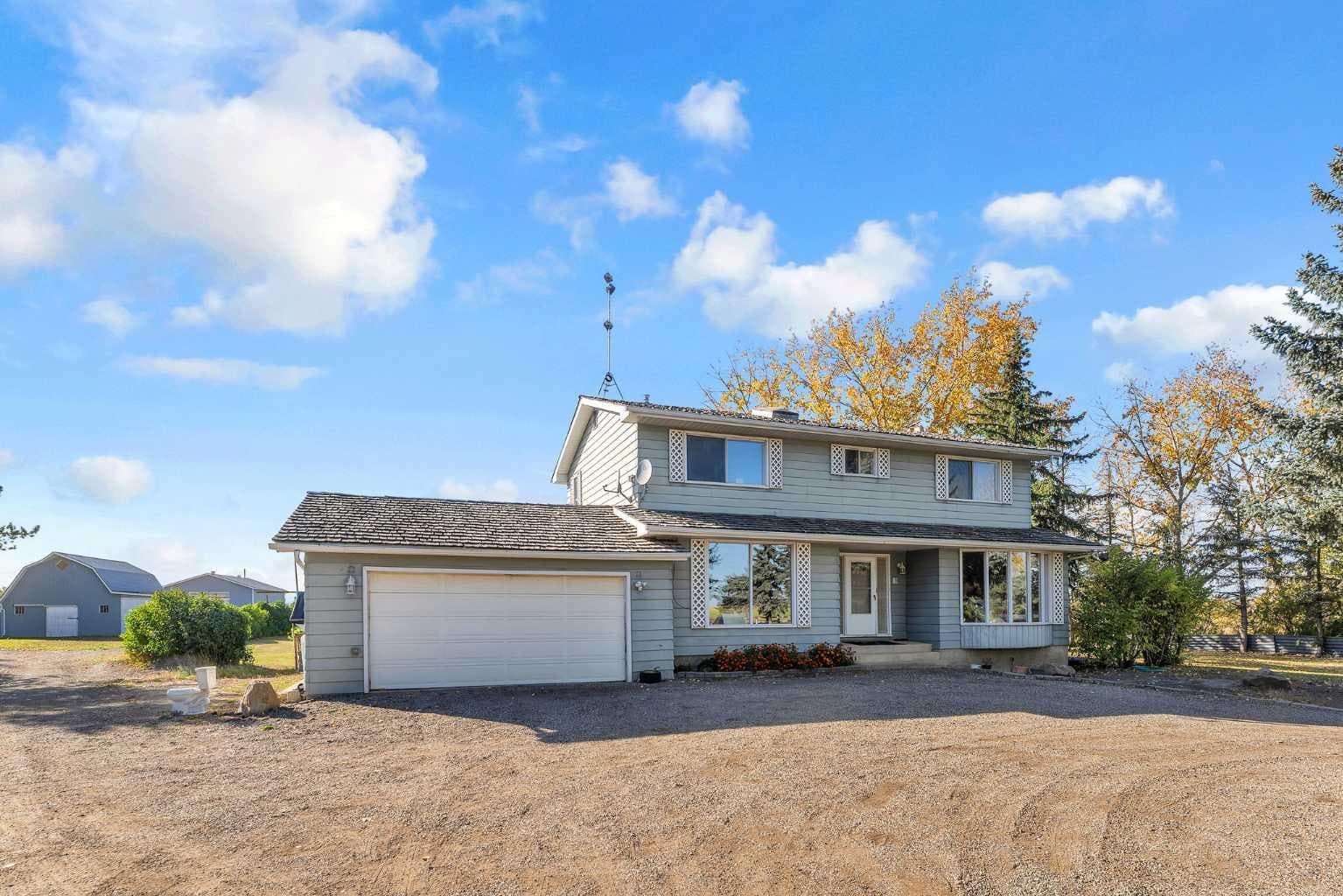 233081 Glenmore View Road 