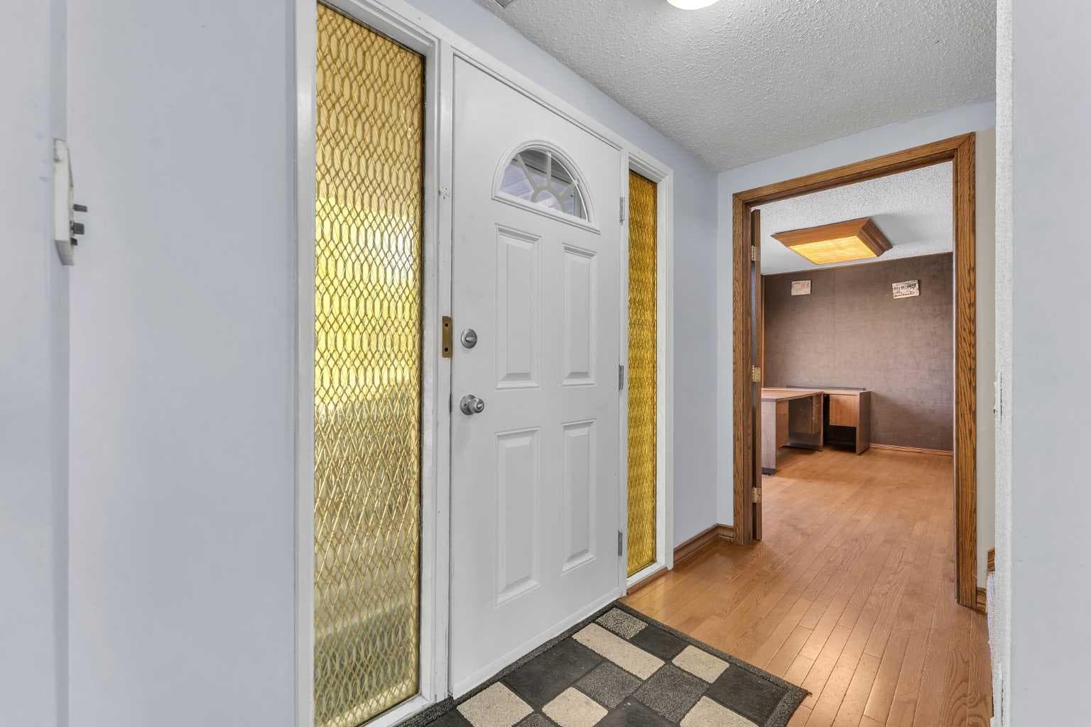 233081 Glenmore View Road 