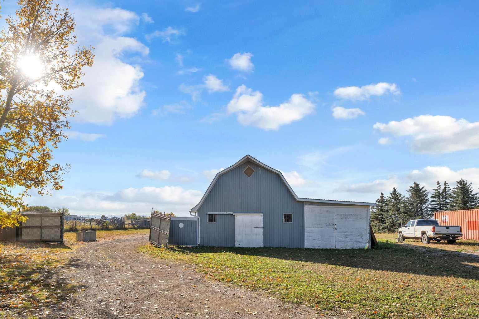 233081 Glenmore View Road 