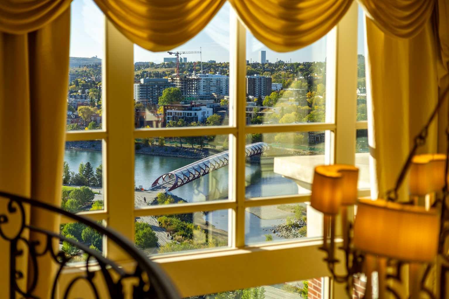 1201, 690 Princeton Way SW
