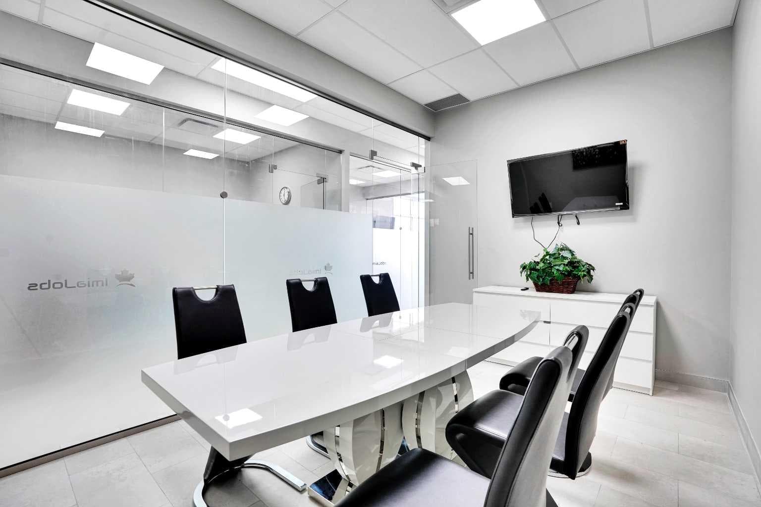 5102, 2255 32 Street NE