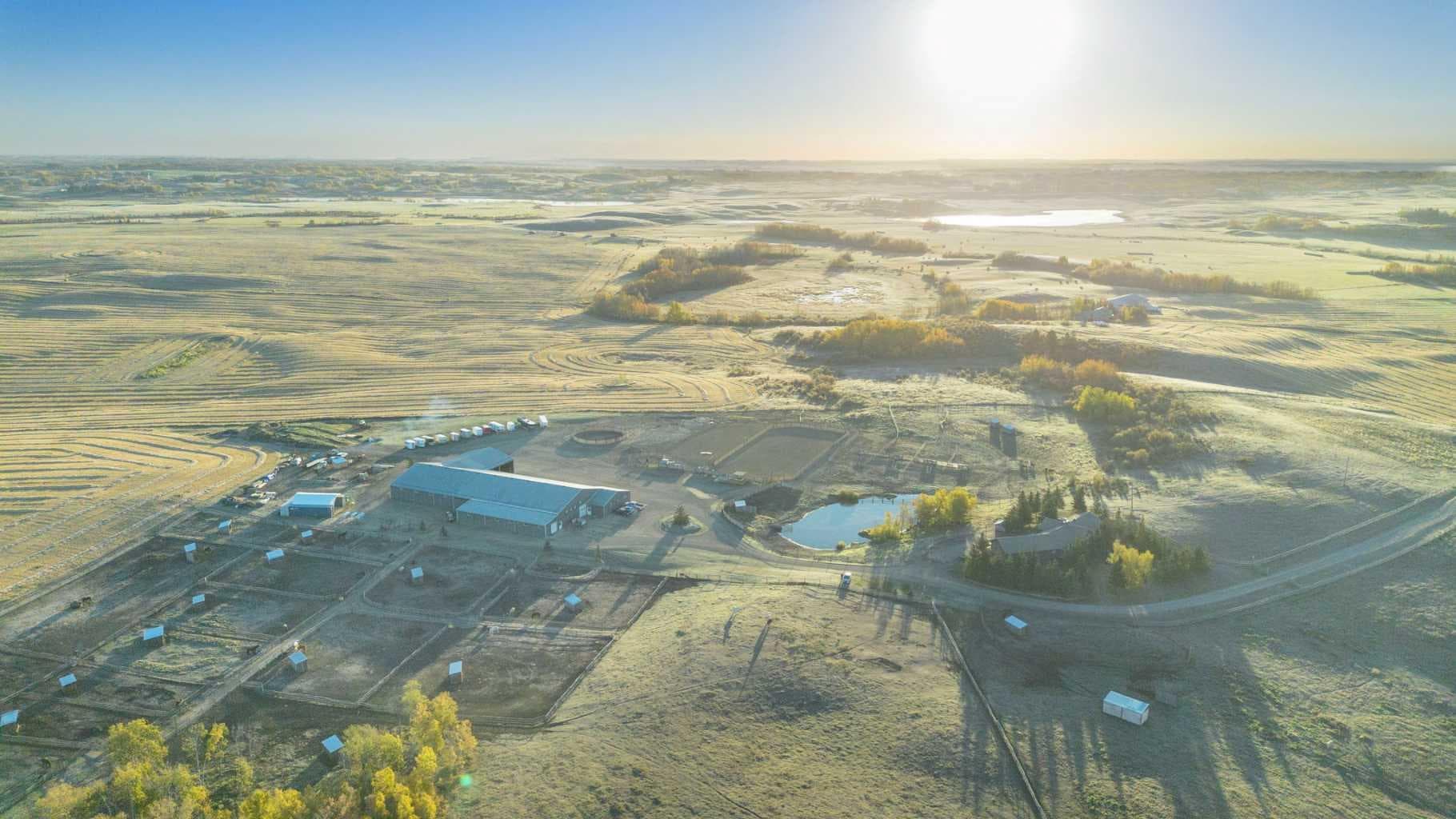 33038 Township Road 272  