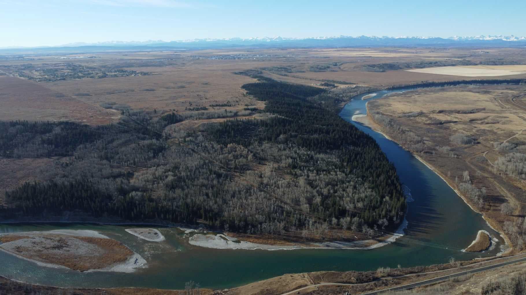 75.50 Acres North Springbank  5;3;25;28;SE  