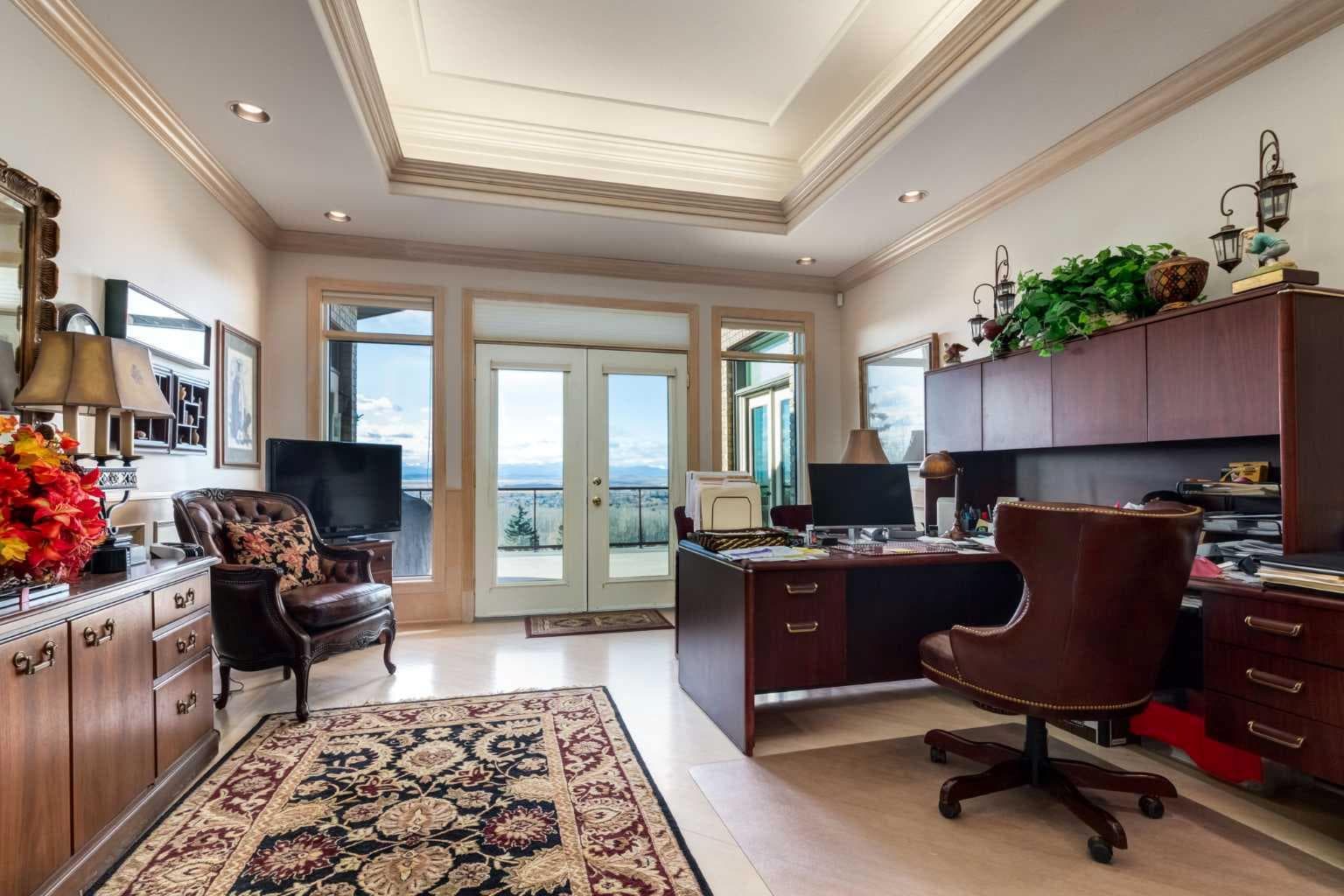 31 Pinnacle Ridge Drive SW