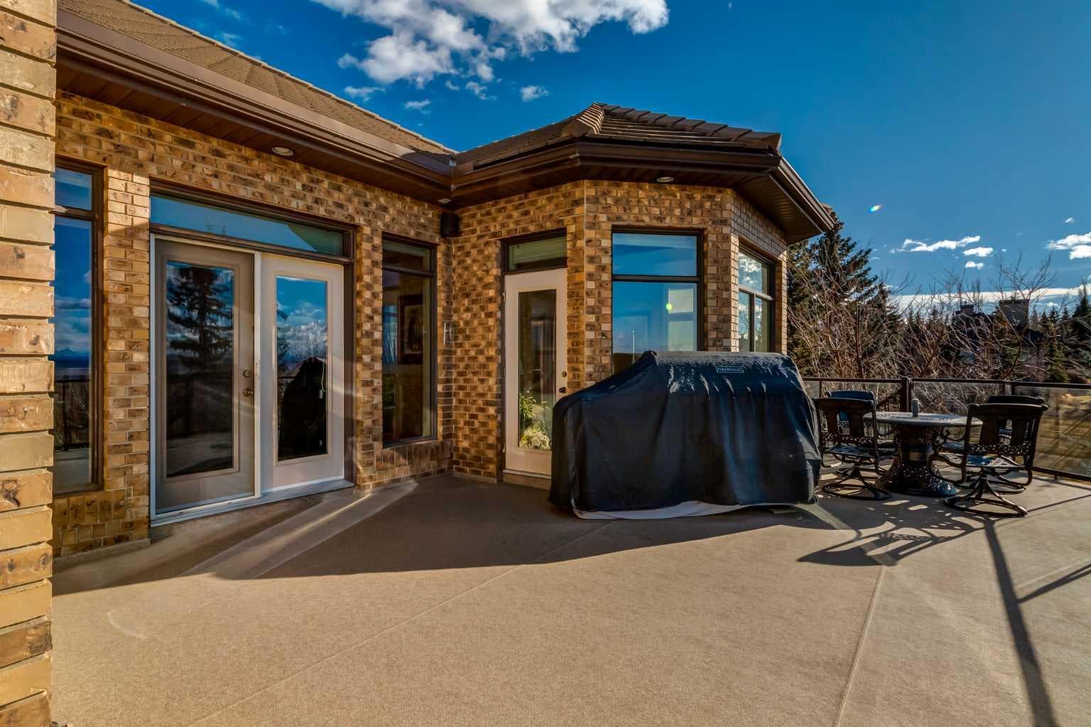 31 Pinnacle Ridge Drive SW