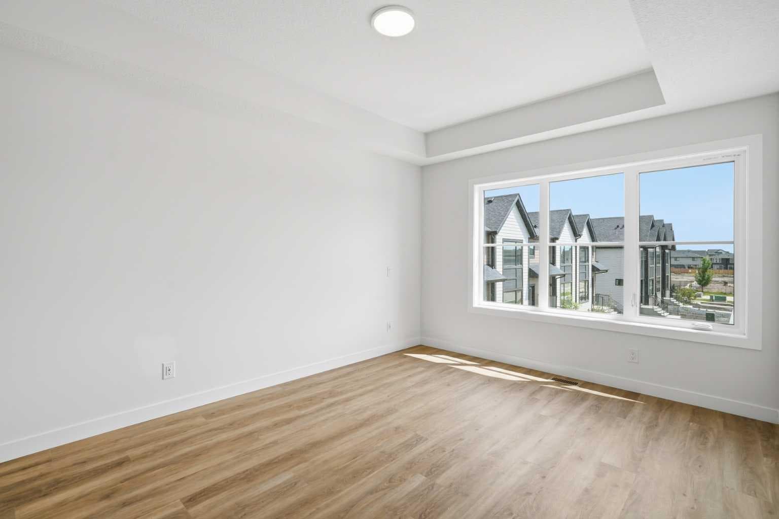 1125 Sailfin Heath  