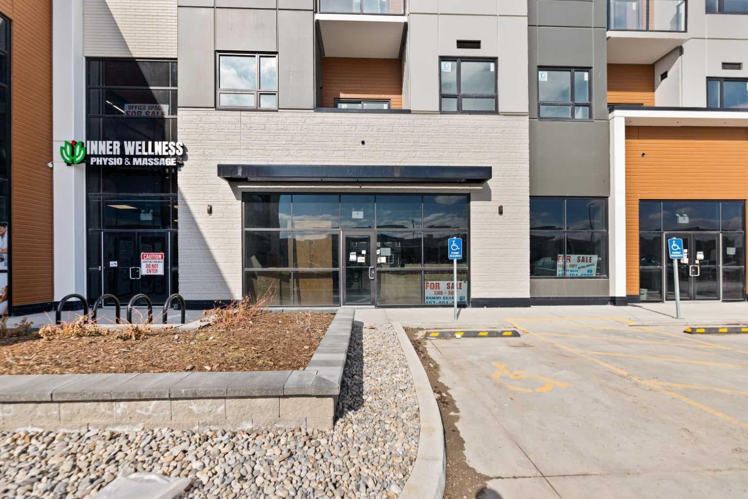 1125, 235 Red Embers Way NE