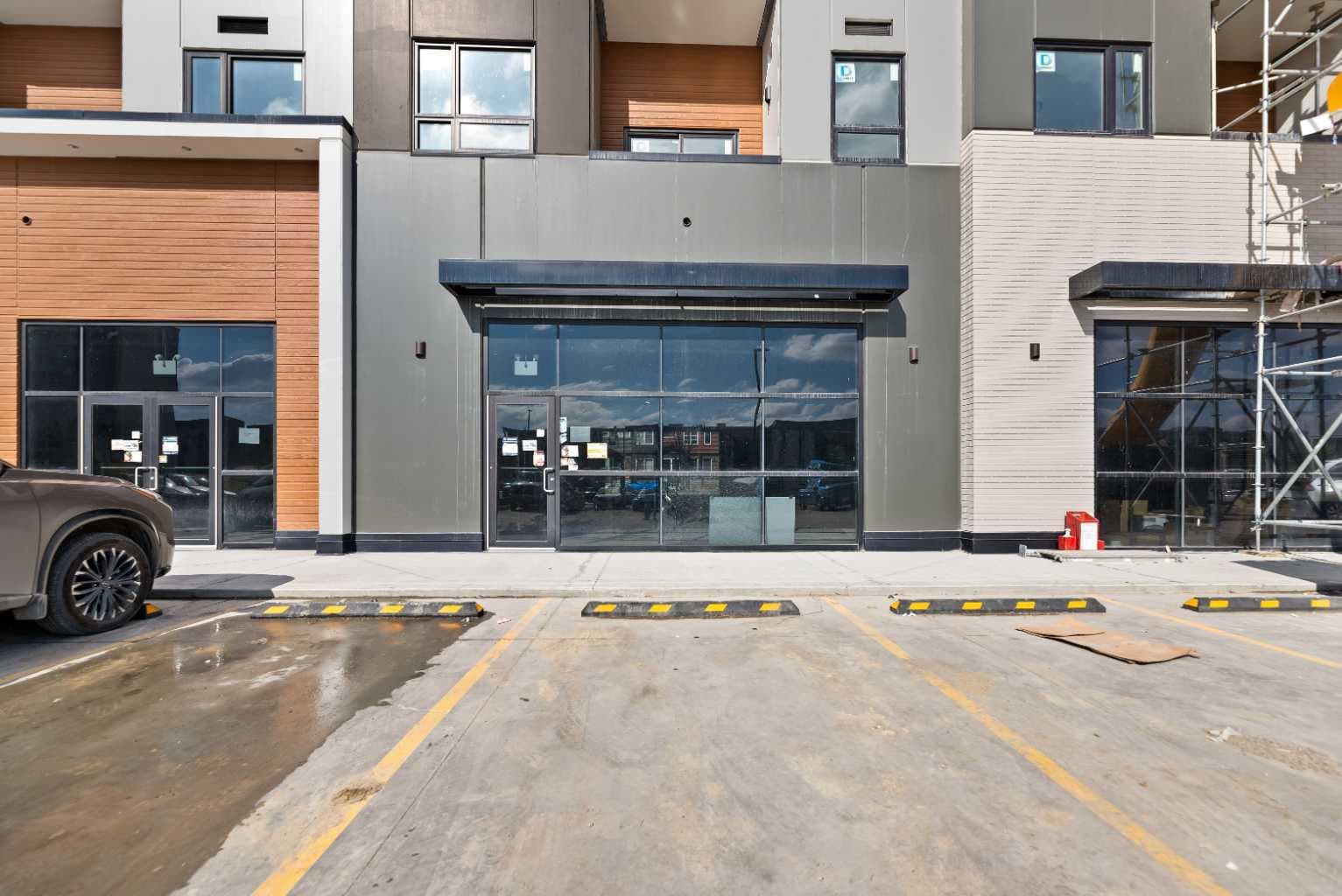 1150, 235 Red Embers Way NE