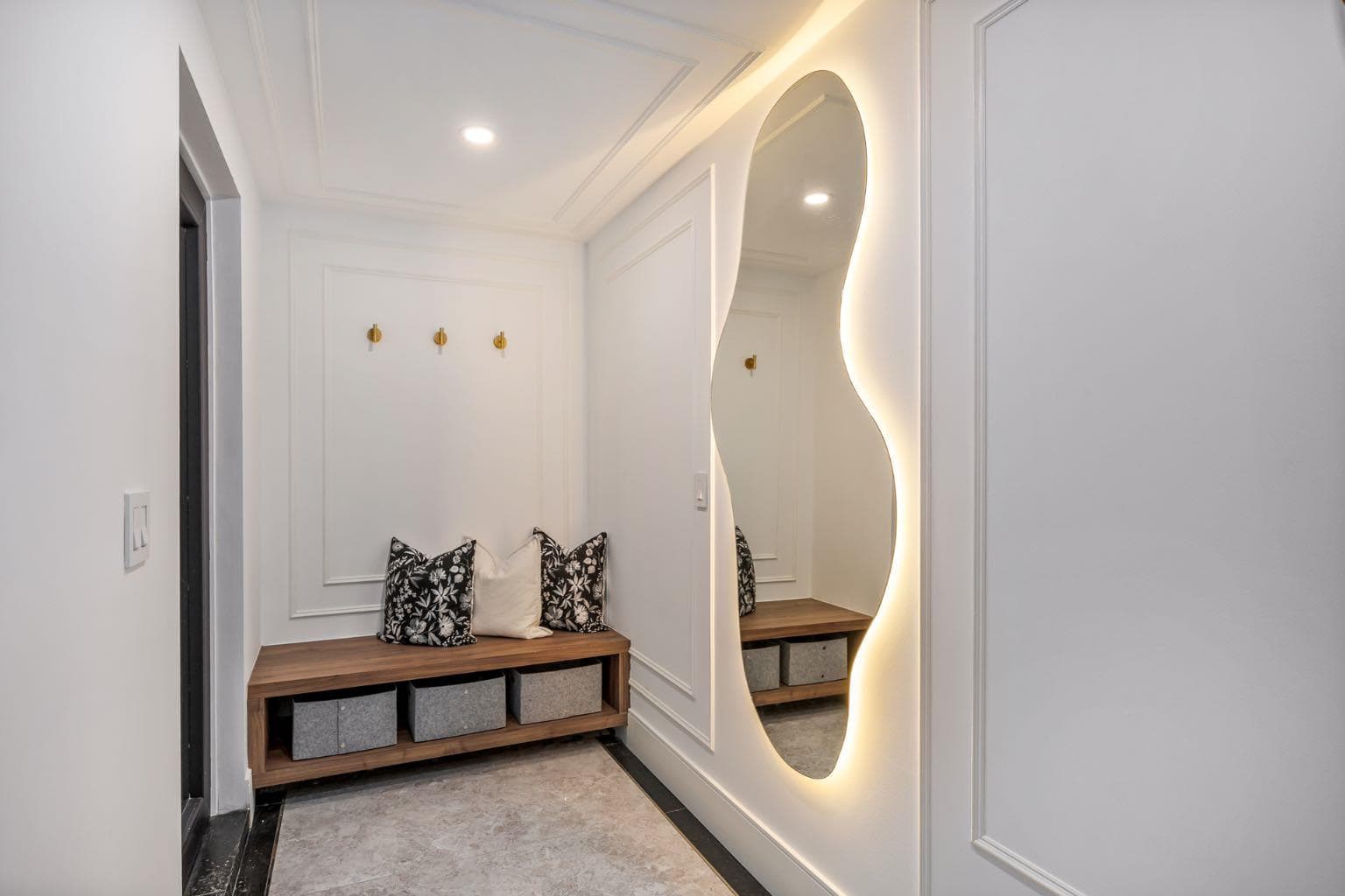 2, 2703 Erlton Street SW