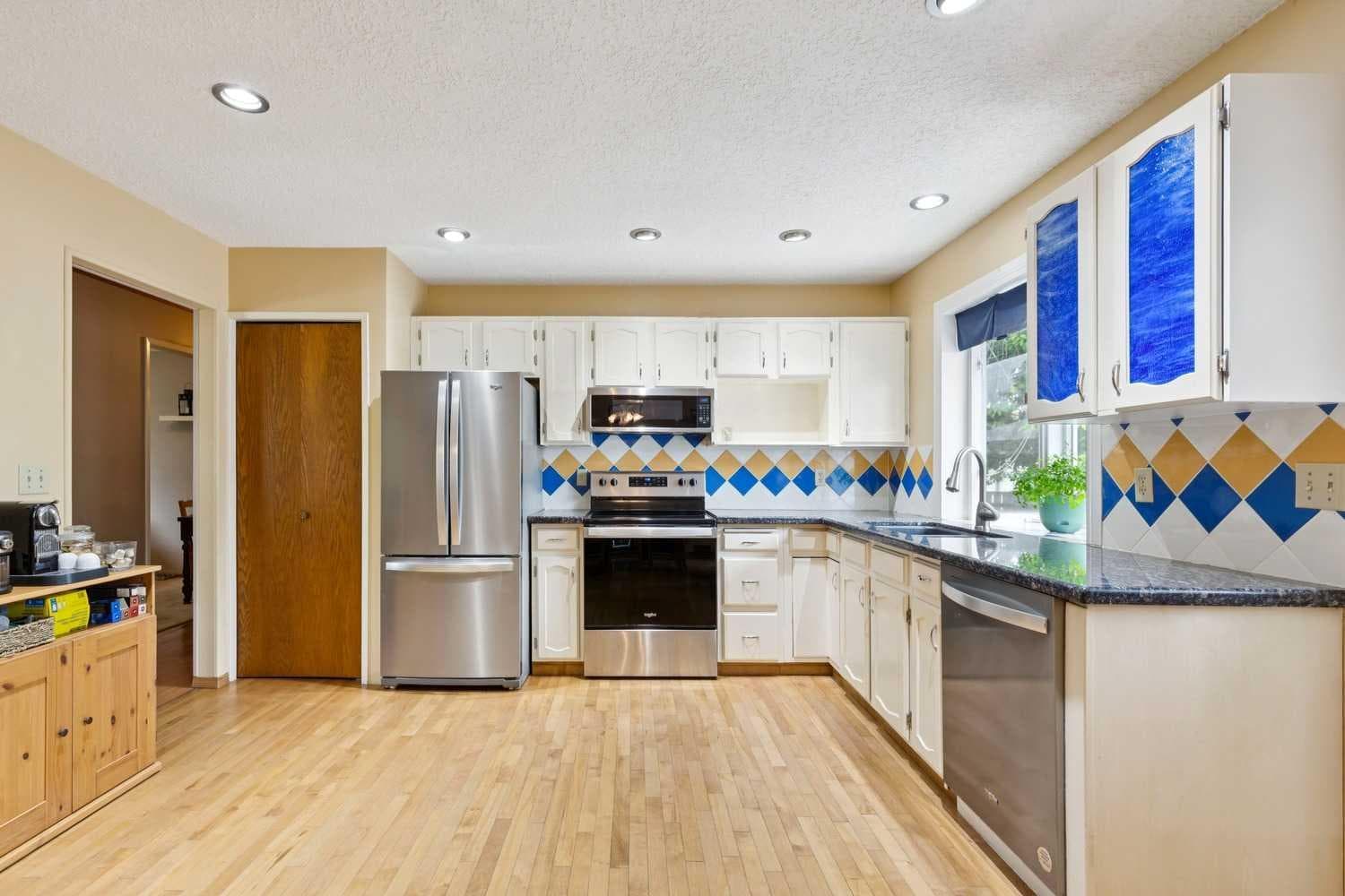 107 Bermuda Drive NW