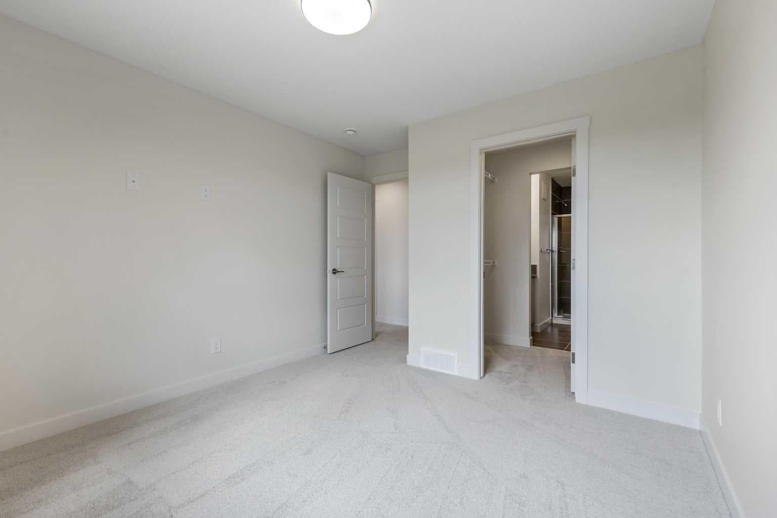 12 Waterford Glen 