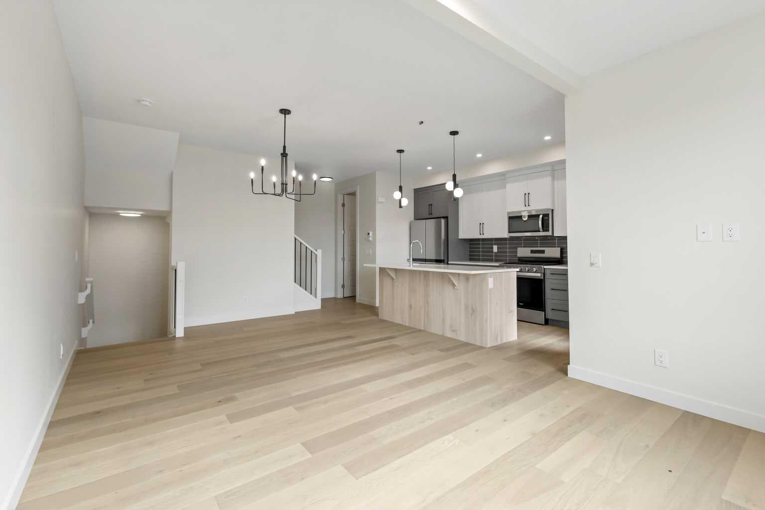 12 Waterford Glen 
